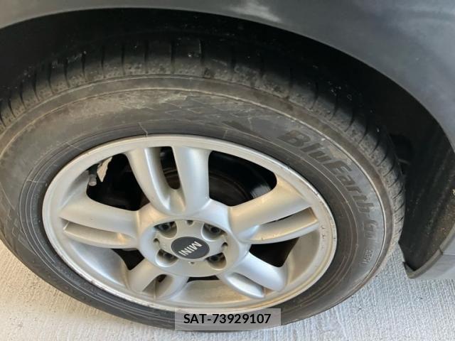 Bmw MINI 2012-02 8411423-5