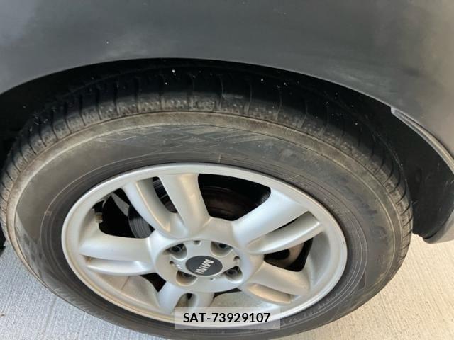 Bmw MINI 2012-02 8411423-6