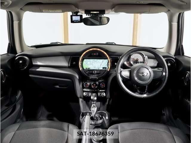 Bmw MINI 2015-11 8457104-2