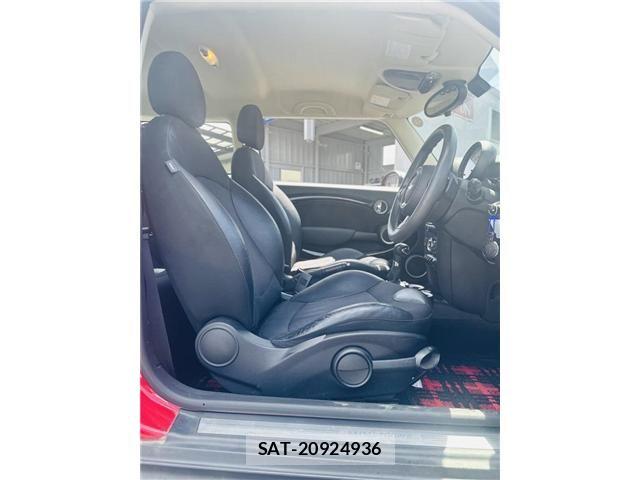 Bmw MINI 2014-01 8561300-8