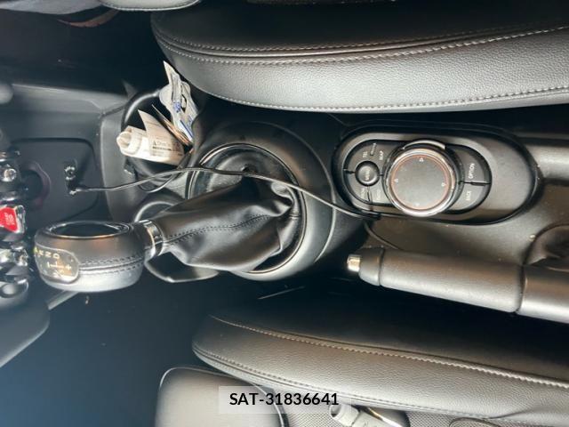 Bmw MINI 2018-03 8848356-11