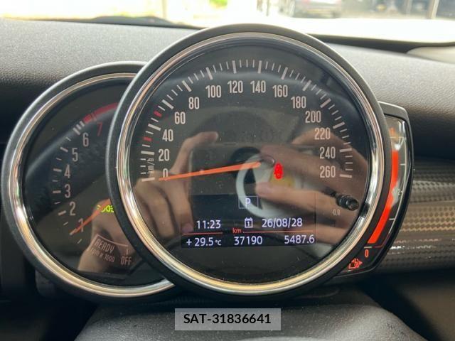 Bmw MINI 2018-03 8848356-12