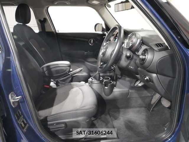 Bmw MINI 2016-03 5860682-12