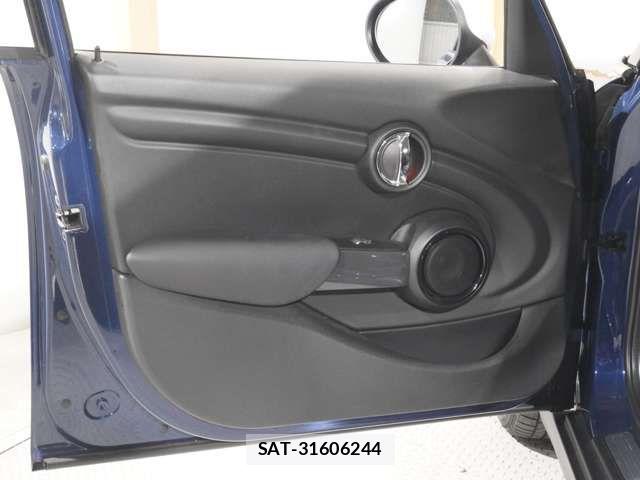 Bmw MINI 2016-03 5860682-13