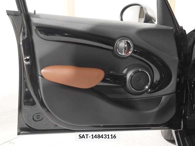Bmw MINI 2017-03 5860678-13