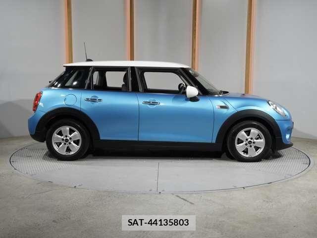 Bmw MINI 2016-03 7215401-21