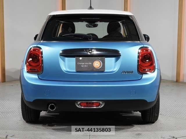 Bmw MINI 2016-03 7215401-7