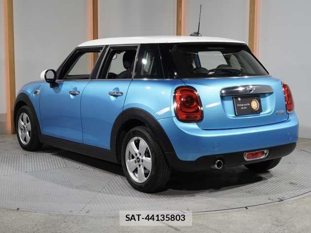 Bmw MINI 2016-03 7215401-8
