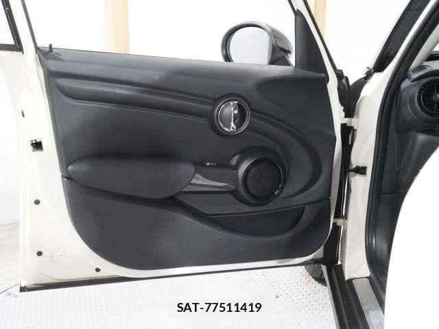 Bmw MINI 2018-03 7215404-13