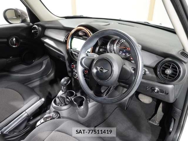 Bmw MINI 2018-03 7215404-15
