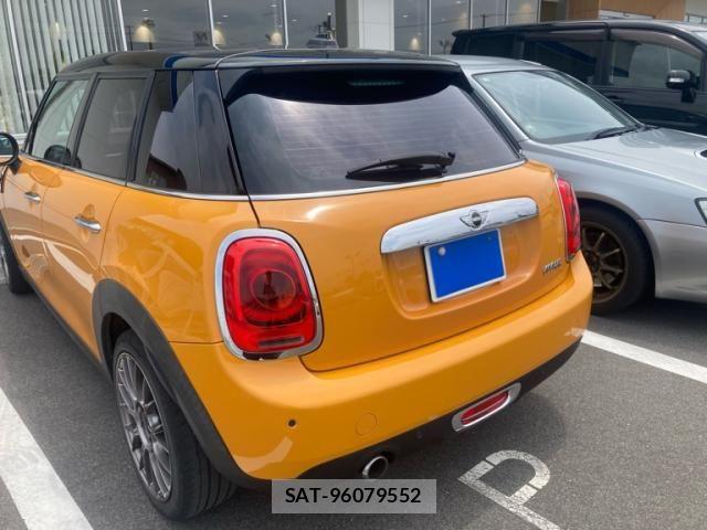 Bmw MINI 2015-03 7391516-9