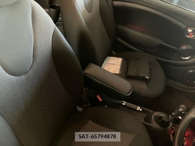 Bmw MINI 2013-08 7215408-6