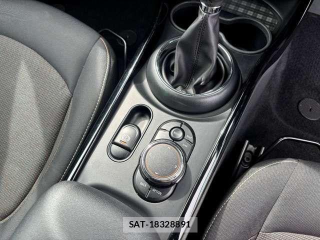 Bmw MINI 2018-03 8229056-11