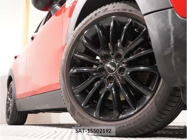 Bmw MINI 2019-06 8353985-17