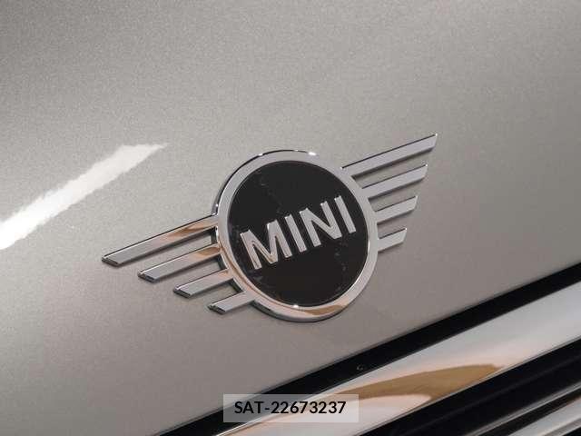 Bmw MINI 2018-08 8353986-19