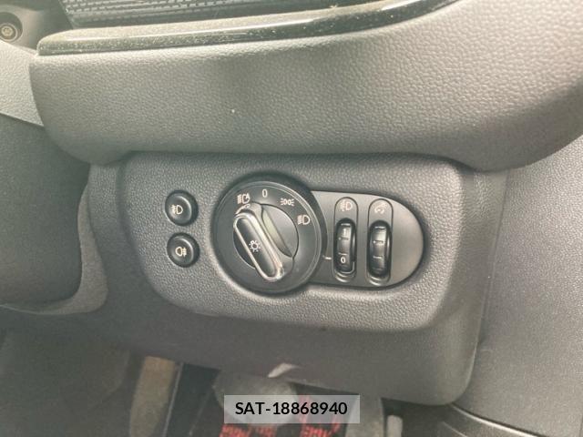 Bmw MINI 2019-02 8828058-15
