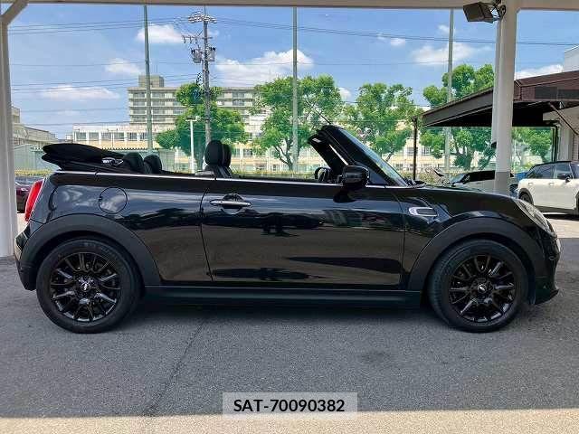 Bmw MINI 2021-04 7249925-11