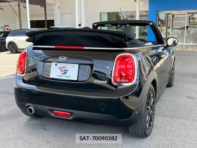 Bmw MINI 2021-04 7249925-12