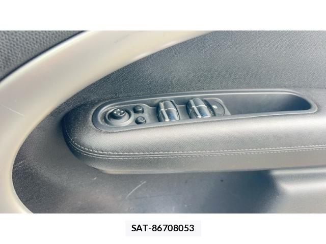 Bmw MINI 2014-02 8658224-7