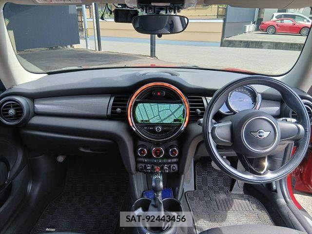 Bmw MINI 2017-10 8206621-2