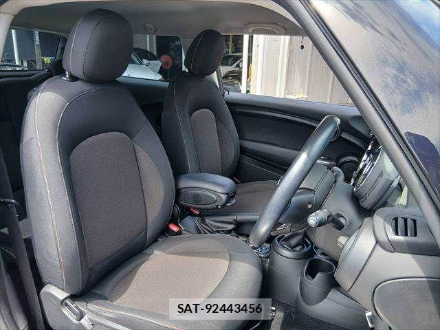 Bmw MINI 2017-10 8206621-6