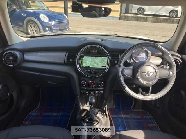 Bmw MINI 2016-08 7215421-2