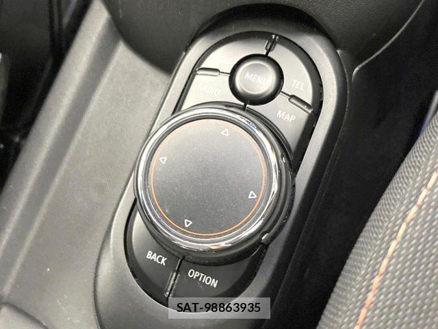 Bmw MINI 2016-05 7215418-8