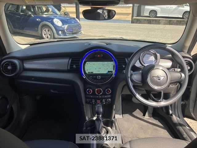 Bmw MINI 2016-06 7215420-2