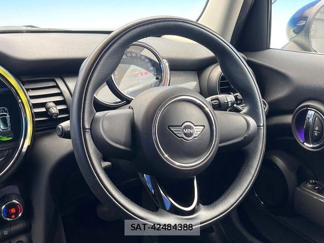 Bmw MINI 2018-03 8335093-8