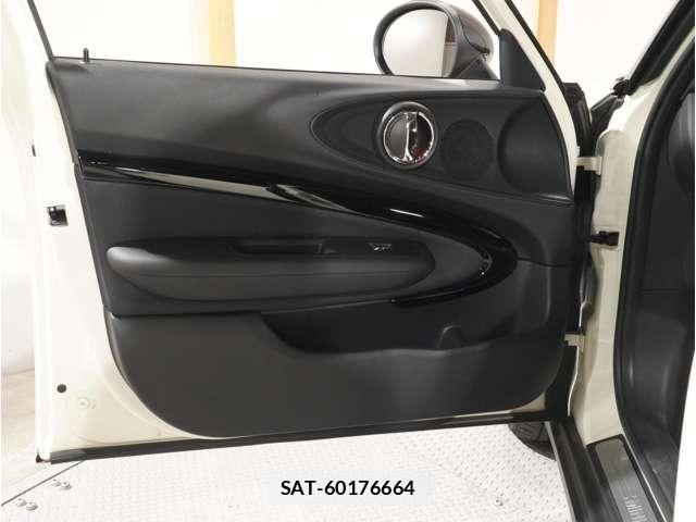 Bmw MINI 2018-08 8353995-11