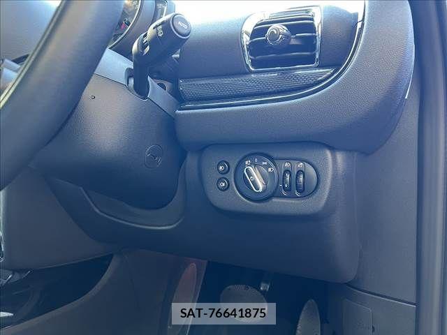 Bmw MINI 2019-03 8828062-13