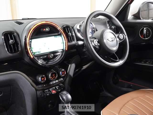 Bmw MINI 2018-11 7499726-17