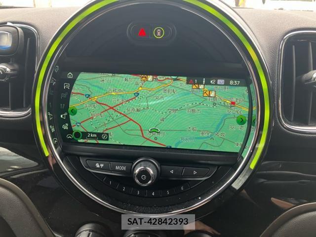 Bmw MINI 2018-04 8828063-16