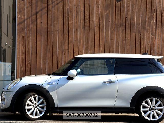 Bmw MINI 2017-03 1227306-7
