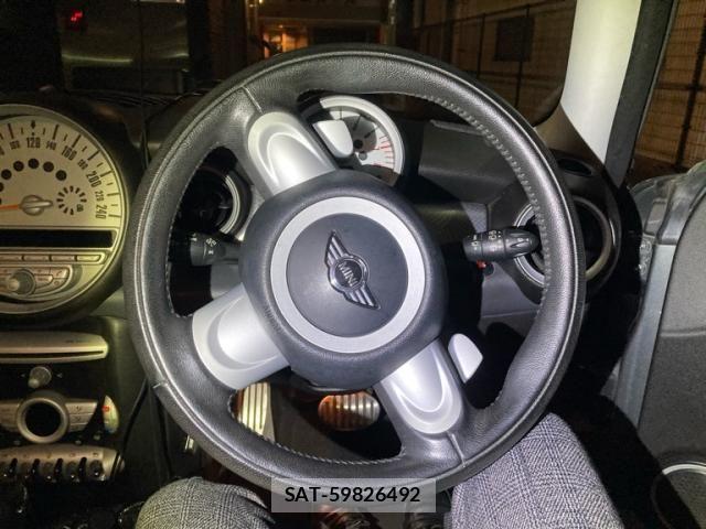 Bmw MINI 2007-10 2098775-16