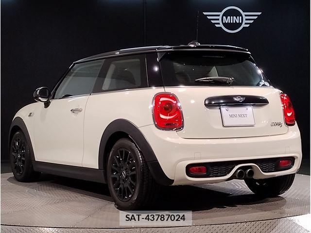 Bmw MINI 2016-01 2246473-6