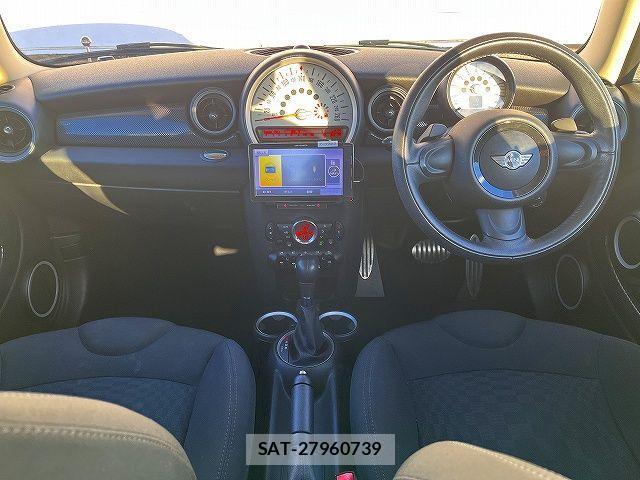 Bmw MINI 2013-03 2660886-1