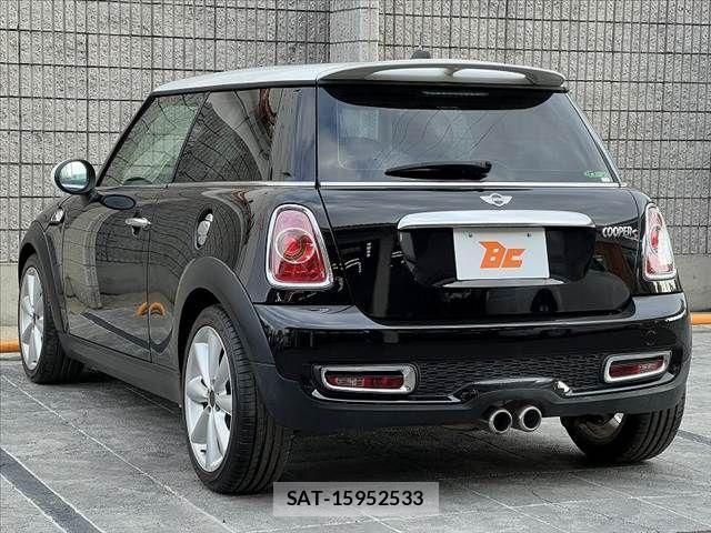 Bmw MINI 2011-04 3420474-12