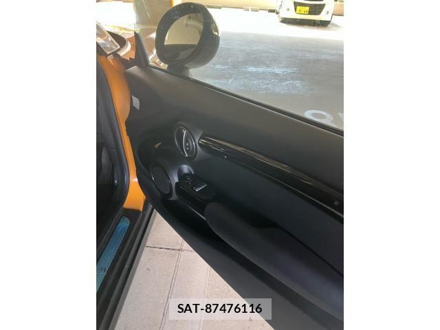 Bmw MINI 2017-10 4369983-16