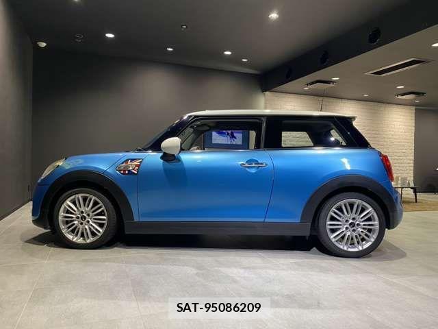 Bmw MINI 2016-10 4587970-2