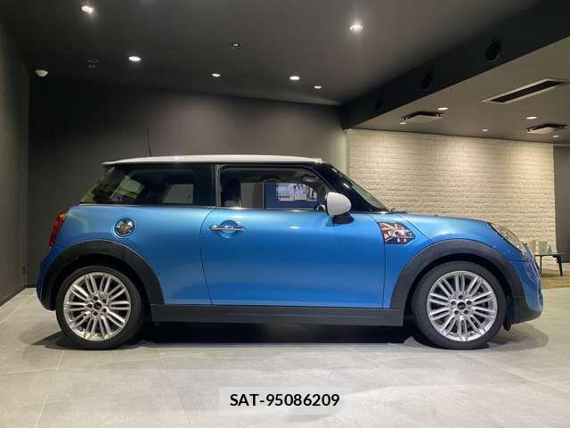 Bmw MINI 2016-10 4587970-3