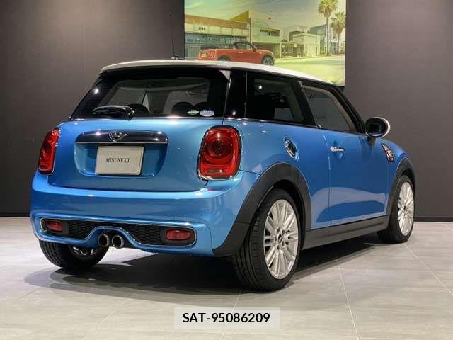 Bmw MINI 2016-10 4587970-4