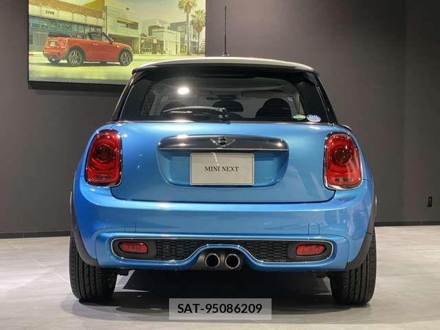 Bmw MINI 2016-10 4587970-5