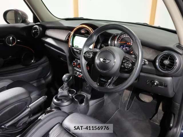 Bmw MINI 2018-03 7057708-16