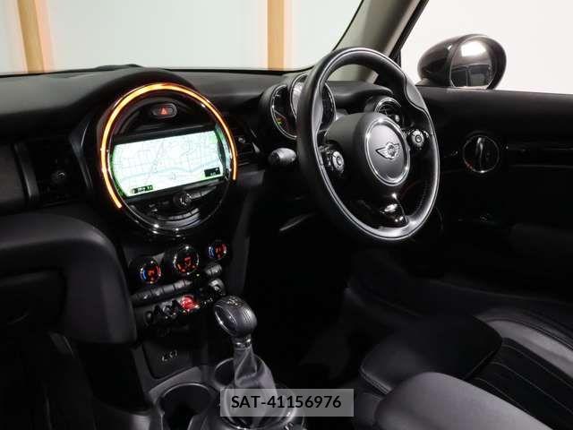 Bmw MINI 2018-03 7057708-18