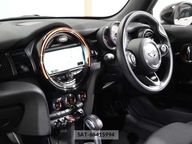 Bmw MINI 2017-09 7215433-17