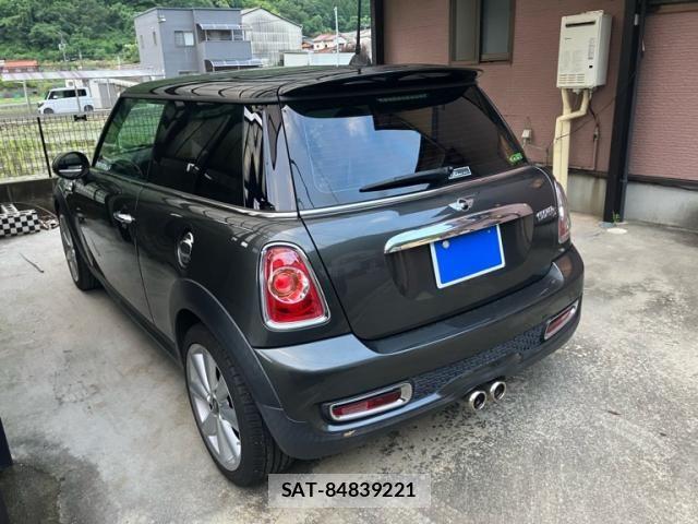 Bmw MINI 2011-05 7357013-5