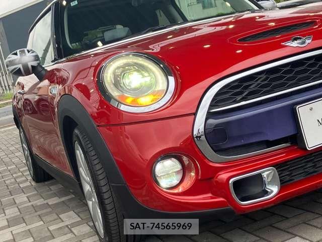 Bmw MINI 2016-10 8098304-4