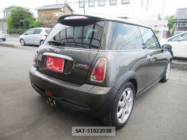 Bmw MINI 2006-03 8229066-2