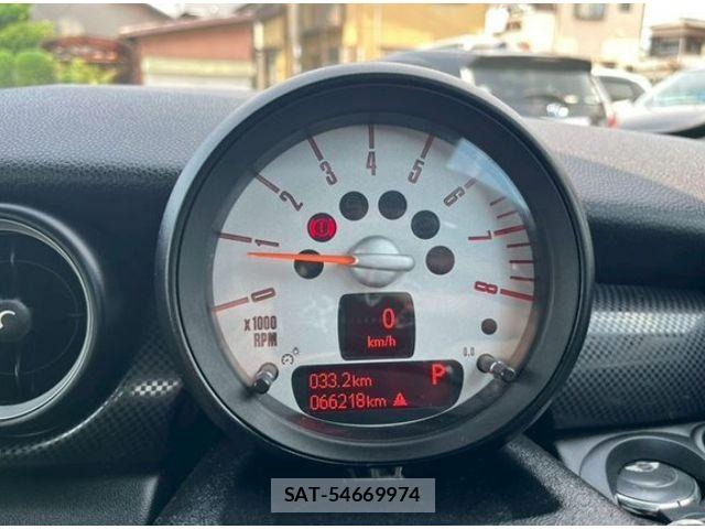 Bmw MINI 2012-03 8313402-12